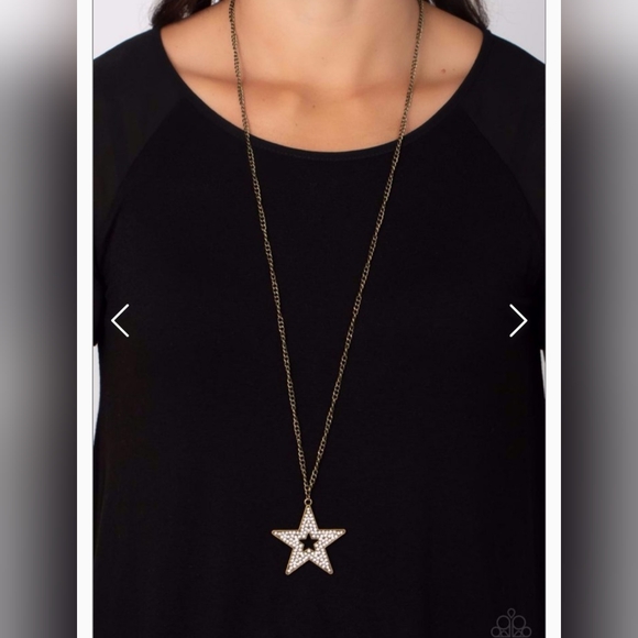 Superstar Stylish Brass Necklace Rhinestones with earrings STAR 🌟 - Picture 2 of 5